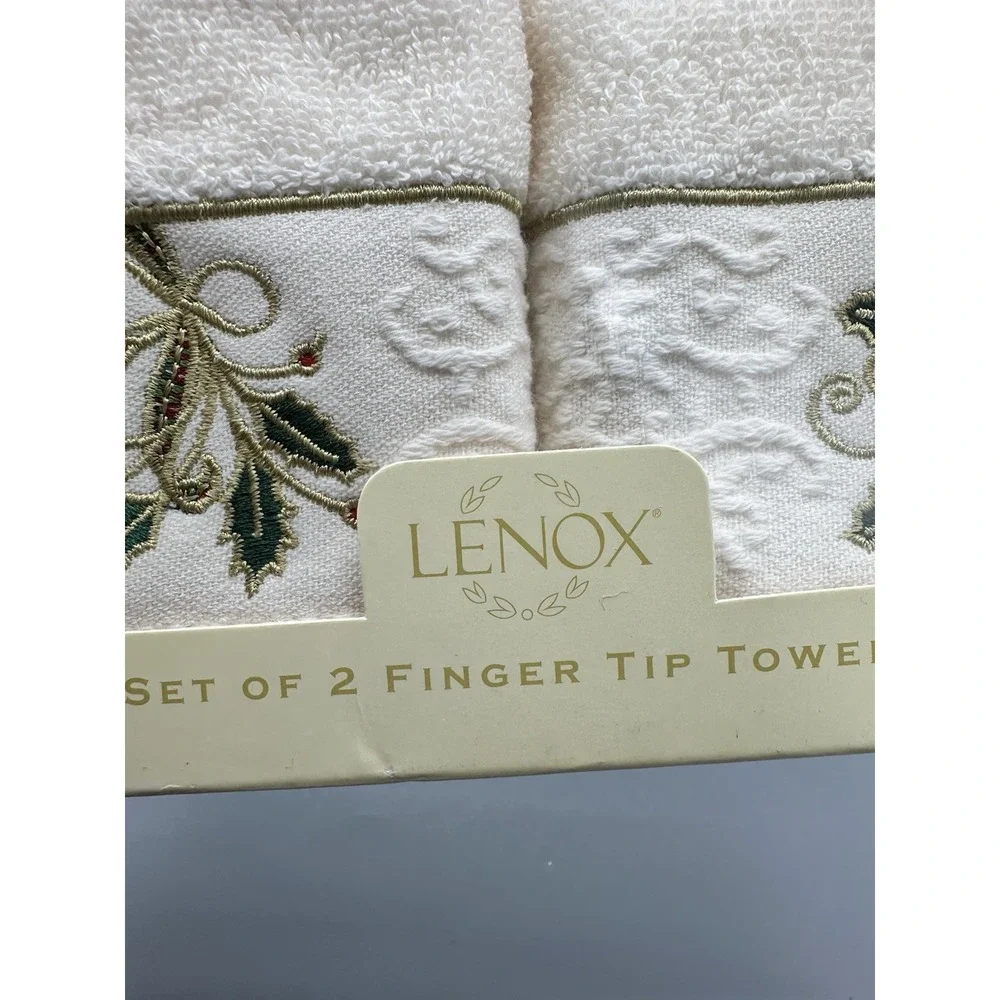 Lenox Set of‎ 2 Ribbon & Holly Finger Tip Towels Ivory NEW